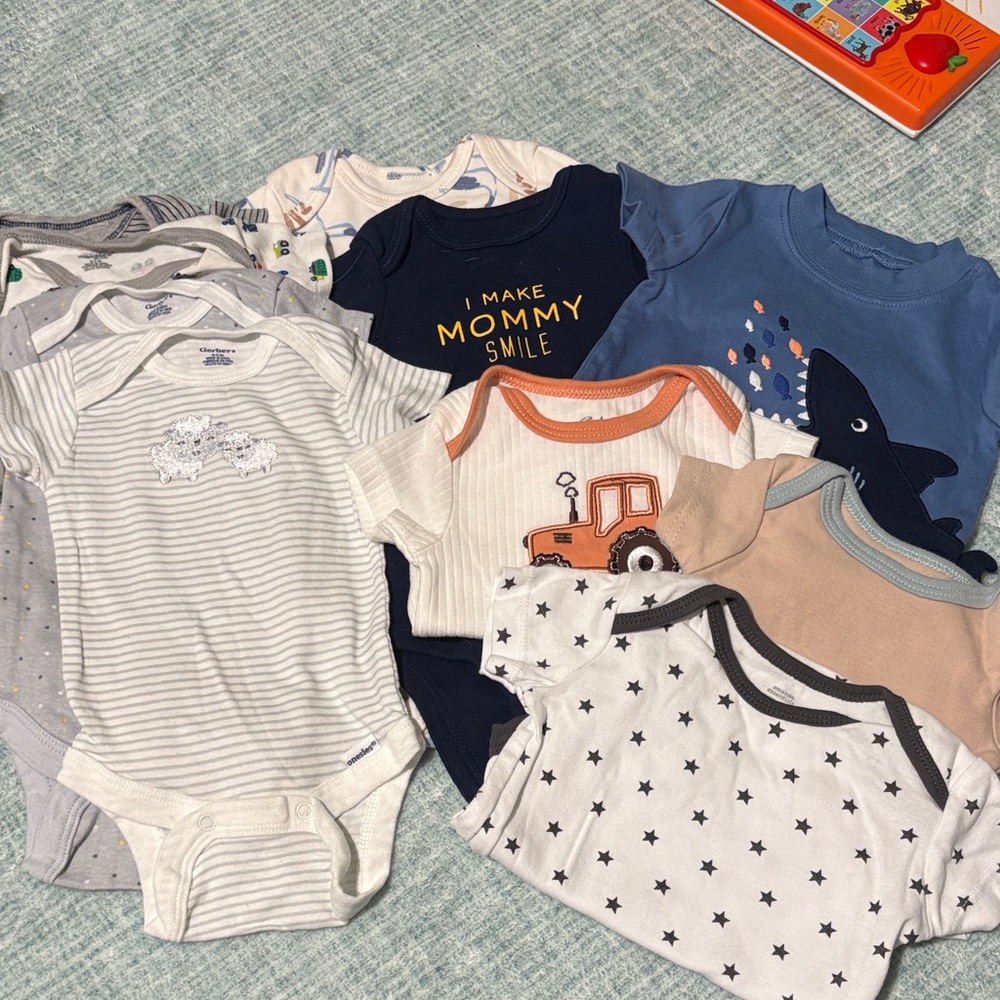10 Onsies, 0-3 months